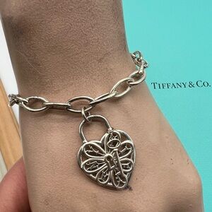 🔴Authentic TIFFANY & CO Vintage Filigree Heart & Padlock Key Silver Bracelet🔴